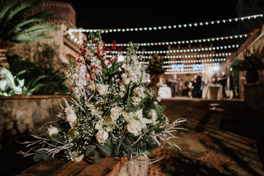 matrimonio-invernale-sicilia-bouffet-esterno-parco-jalari